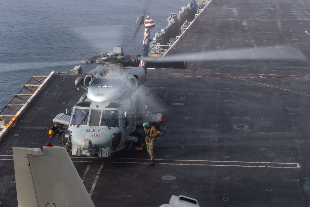 USS Carl Vinson (CVN 70) conducts flight operations