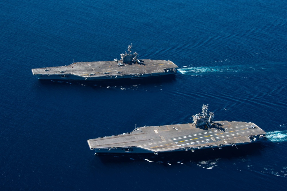 DVIDS - Images - USS Carl Vinson (CVN 70) and USS Nimitz (CVN 68 ...