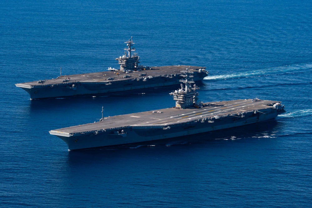 DVIDS - Images - USS Carl Vinson (CVN 70) and USS Nimitz (CVN 68 ...