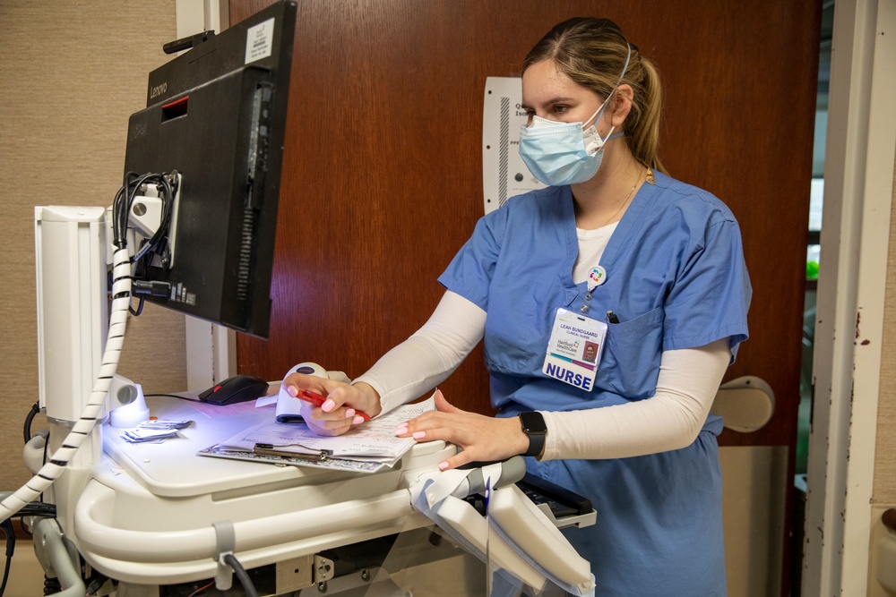 Air Force Medical Personnel Begin COVID Response Operations in Hartford Connecticut