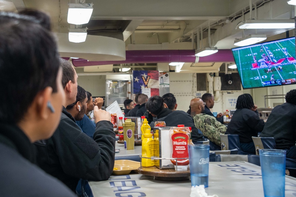 USS Carl Vinson (CVN 70) Sailors Watch the Super Bowl in Pacific Ocean