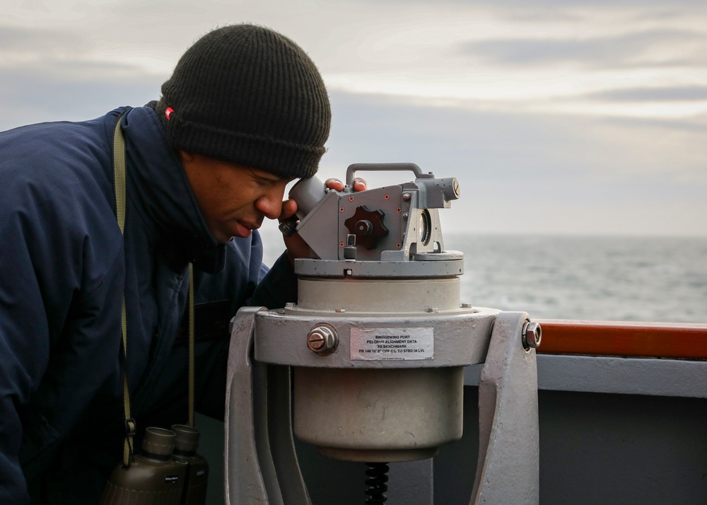 USS Porter (DDG 78) Find your Bearing