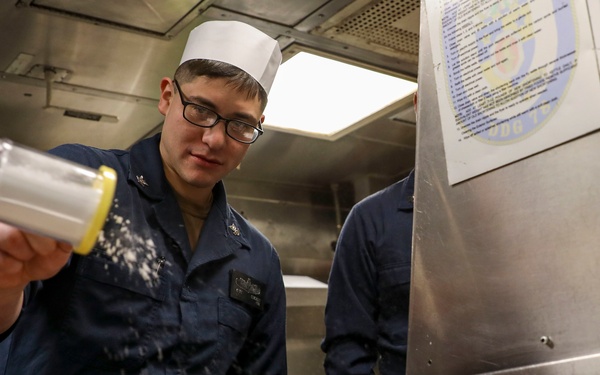 USS Porter (DDG 78) Lunch Time