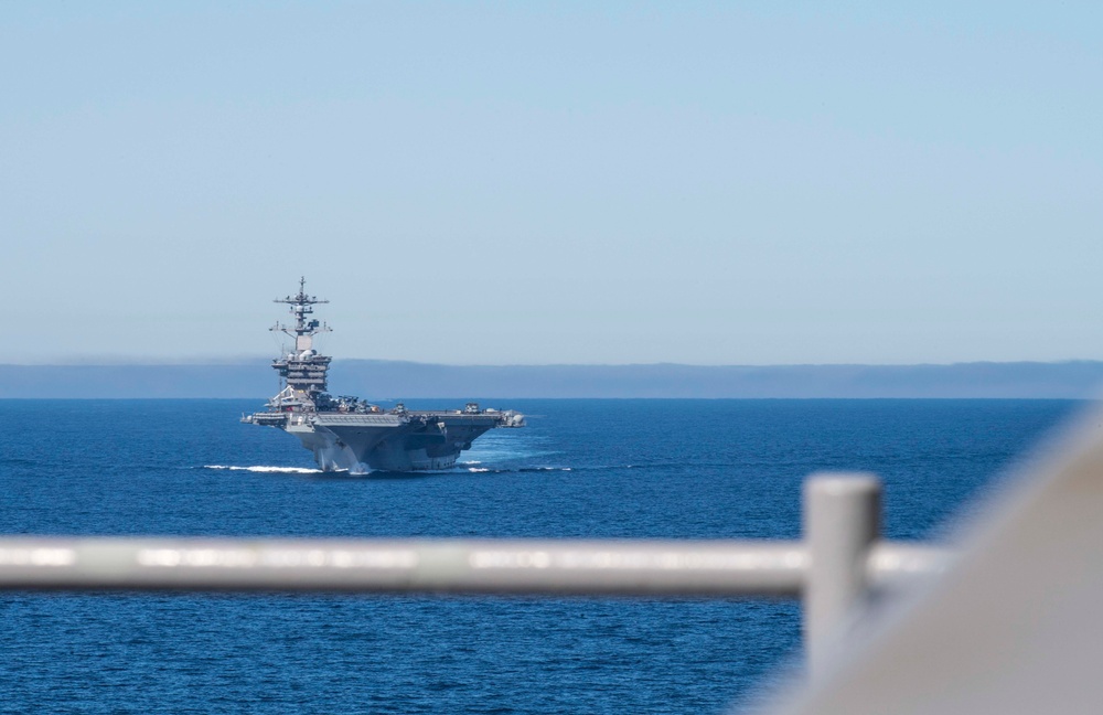 USS Carl Vinson Steams Alongside USS Nimitz