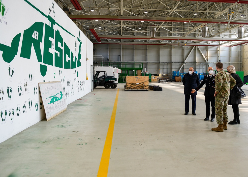 Carabinieri Commander visits Aviano