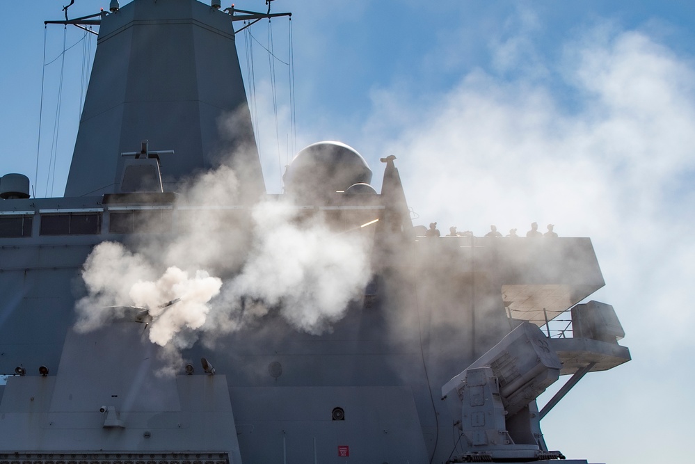DVIDS - Images - USS Anchorage Live-Fire Exercise [Image 10 of 12]