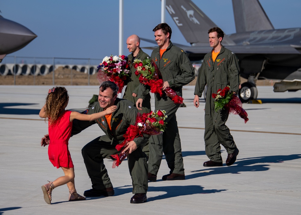 VFA-147 Homecoming