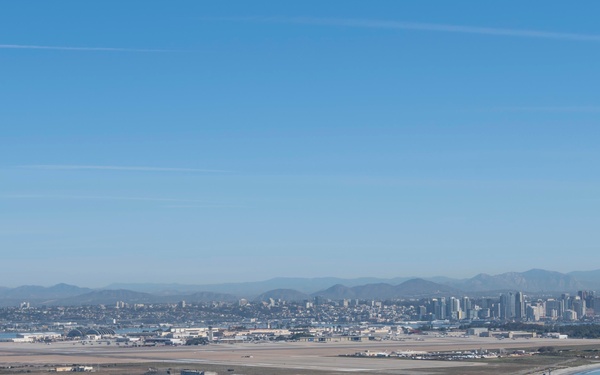 USS Carl Vinson (CVN 70) Returns to San Diego