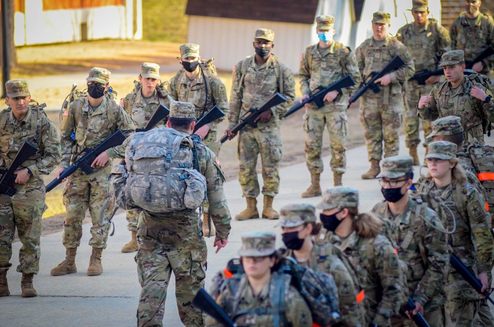 Wolverines train combat drills, practice maneuvers