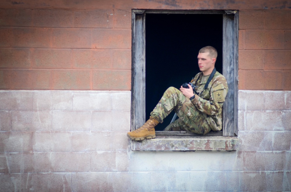 Wolverines train combat drills, practice maneuvers