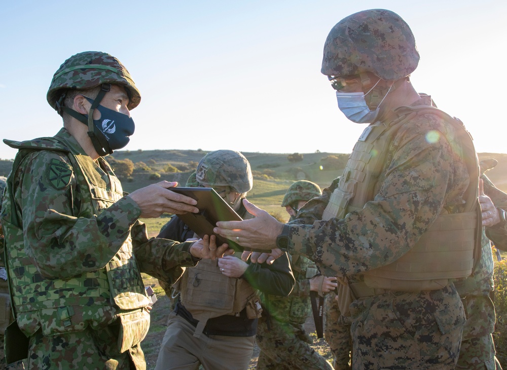 Meu Deployment Schedule 2022 Dvids - Images - Iron Fist 2022: 15Th Marine Expeditionary Unit Commanding  Officer, Japan Amphibious Rapid Deployment Brigade Commanding General  Exchange Gifts [Image 1 Of 2]