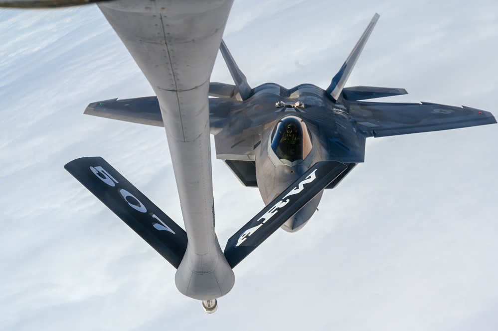 Eight F-22 Raptors refuel with Okies