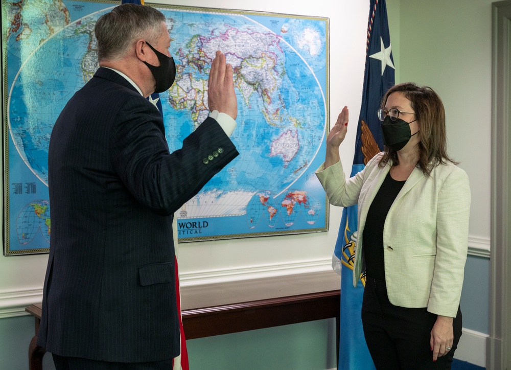 DA&amp;M Donley swears-in DUSD(P) Baker