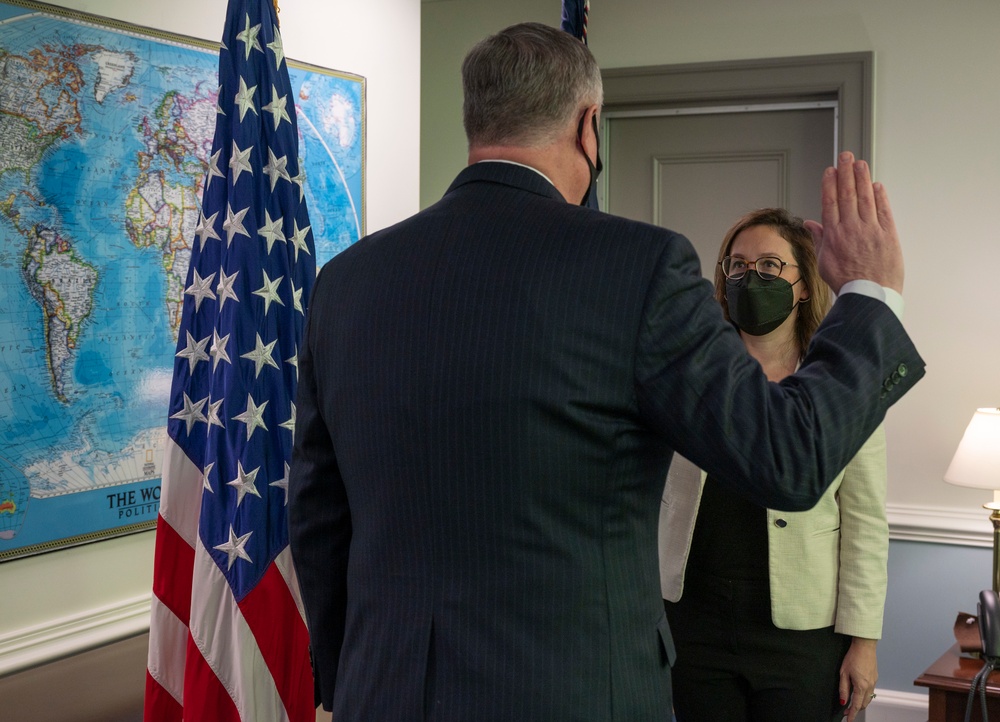 DA&amp;M Donley swears-in DUSD(P) Baker