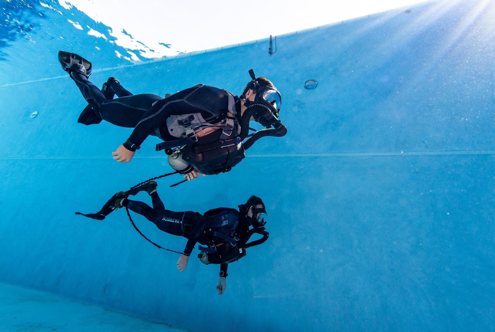 Silver Strand Training Complex Pool Dive