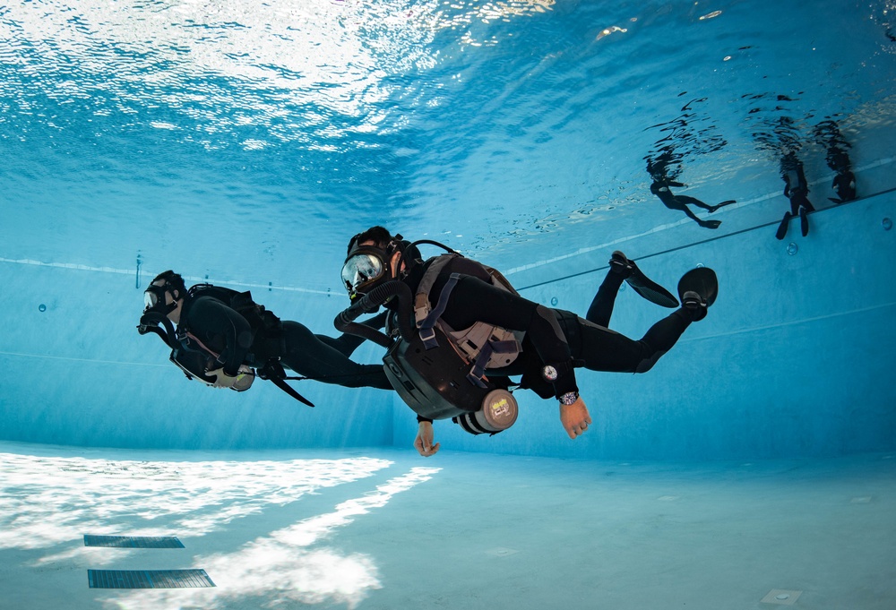 Silver Strand Training Complex Pool Dive