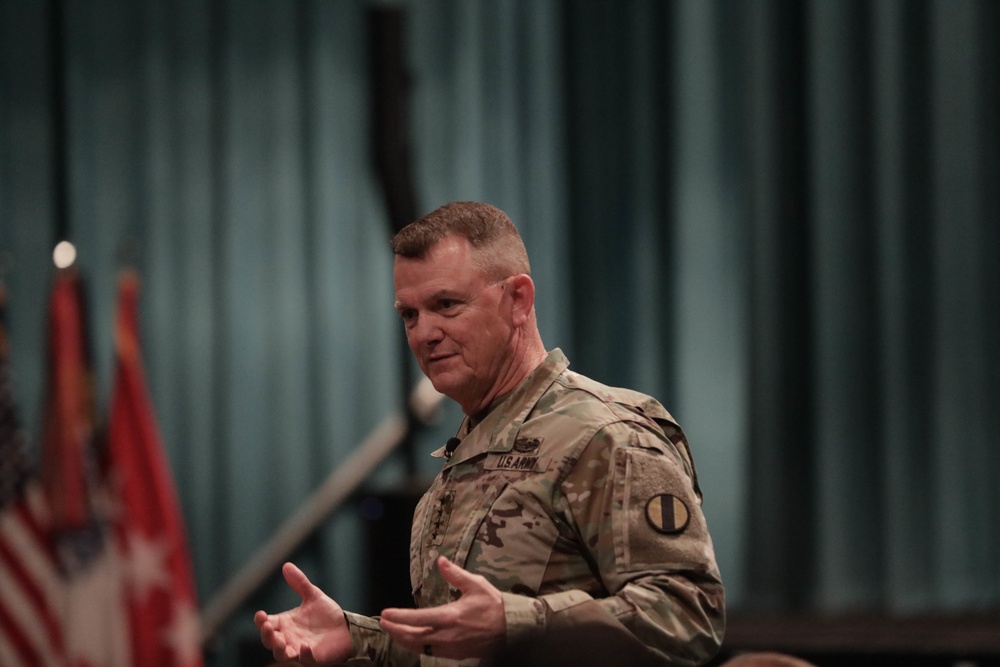 Gen. Paul E. Funk II briefs the Aviation Captains Career Course