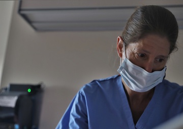 U.S. Air Force Medical Team Shadows Hospital Staff at the University of Rochester Medical Center in Rochester, N.Y.