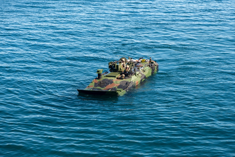 USS Anchorage ACV Operations