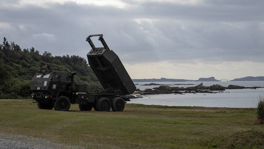 LAR prepares for a motorized raid