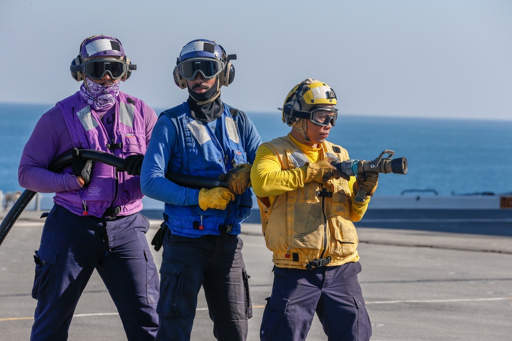 USS Lewis B. Puller conducts fire drills