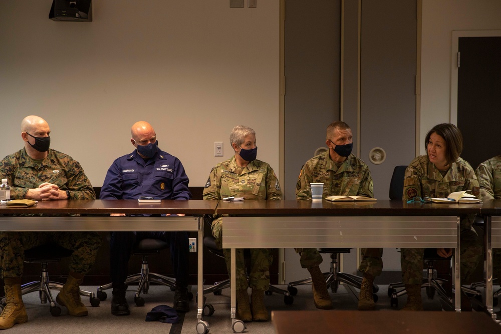 SMMC speaks on Keystone Senior Enlisted Panel