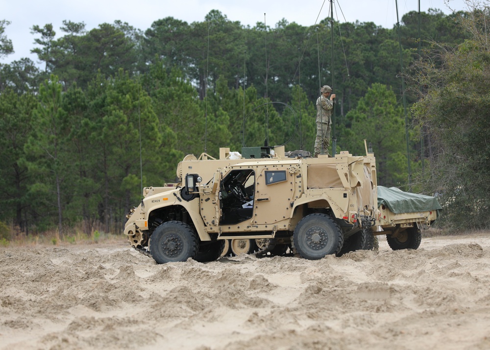 1st BN, 41st FAR train for combined arms exercise