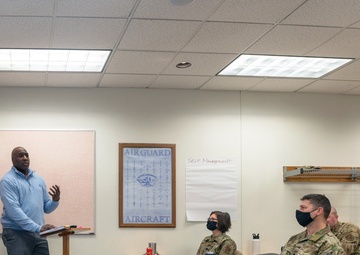 182nd Airlift Wing commanders learn about Emotional Intelligence