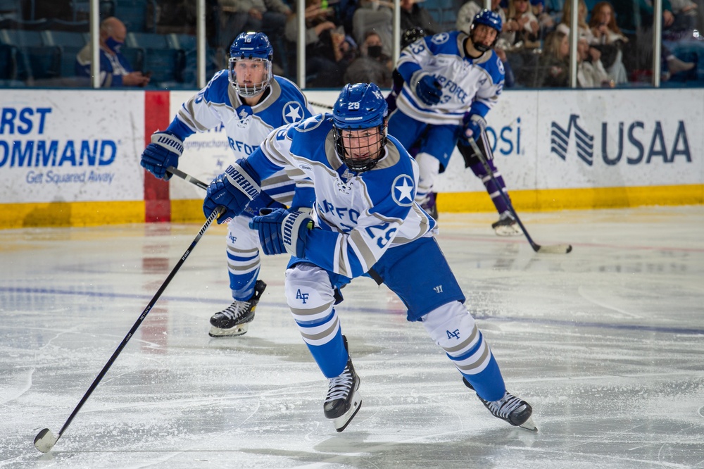 USAFA Hockey vs Holy Cross