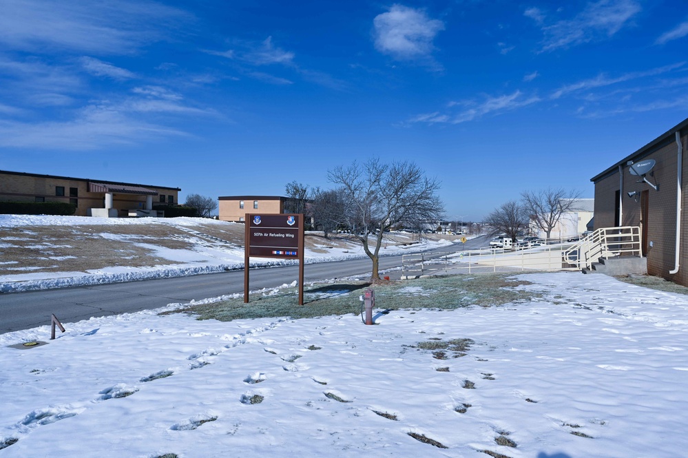 Refueling wing unveils newly renovated headquarters building