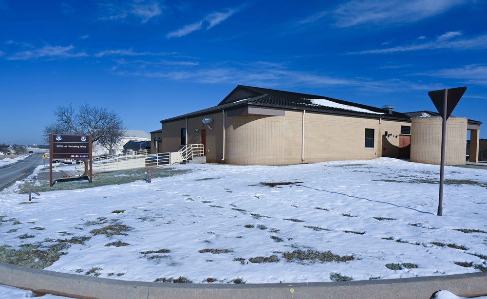 Refueling wing unveils newly renovated headquarters building