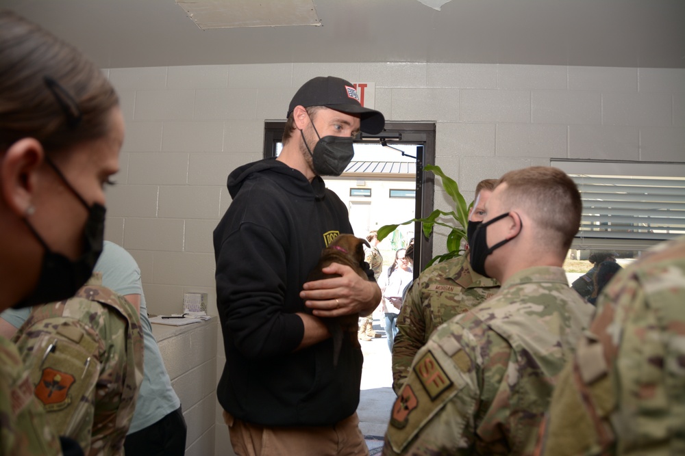 Channing Tatum, crew of DOG movie tour Holland MWD veterinary hospital