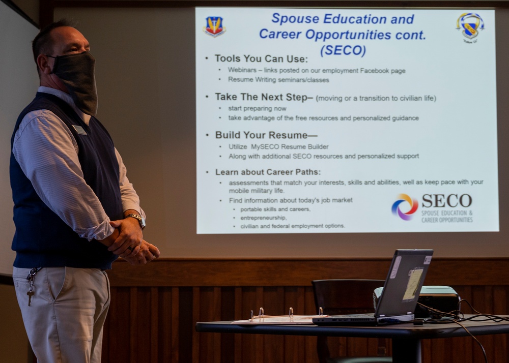 A&amp;FRC holds spouse education, employment seminar