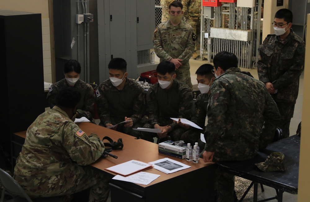 2ID Hosts Korean Military Academy Cadets to Train for Sandhurst Military Skill Competition