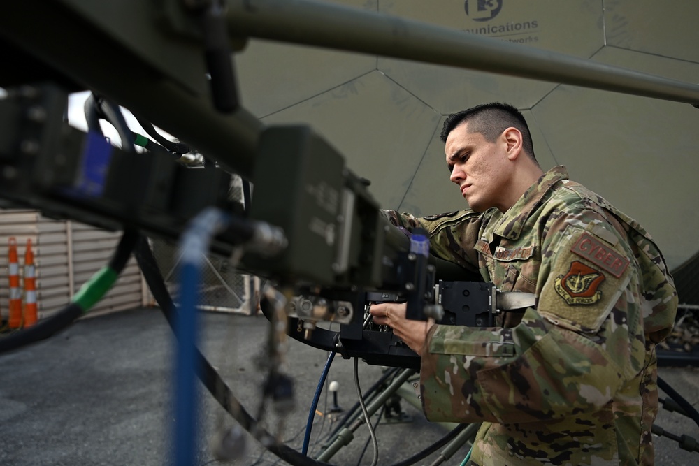 COB Airmen takes to mat