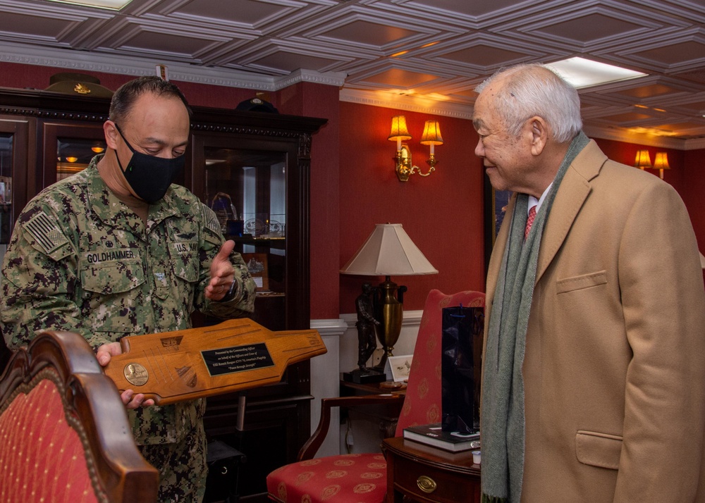 USS Ronald Reagan (CVN 76) Philippines Ambassador Visit