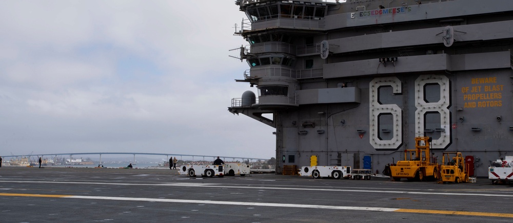 USS Nimitz Gets Underway