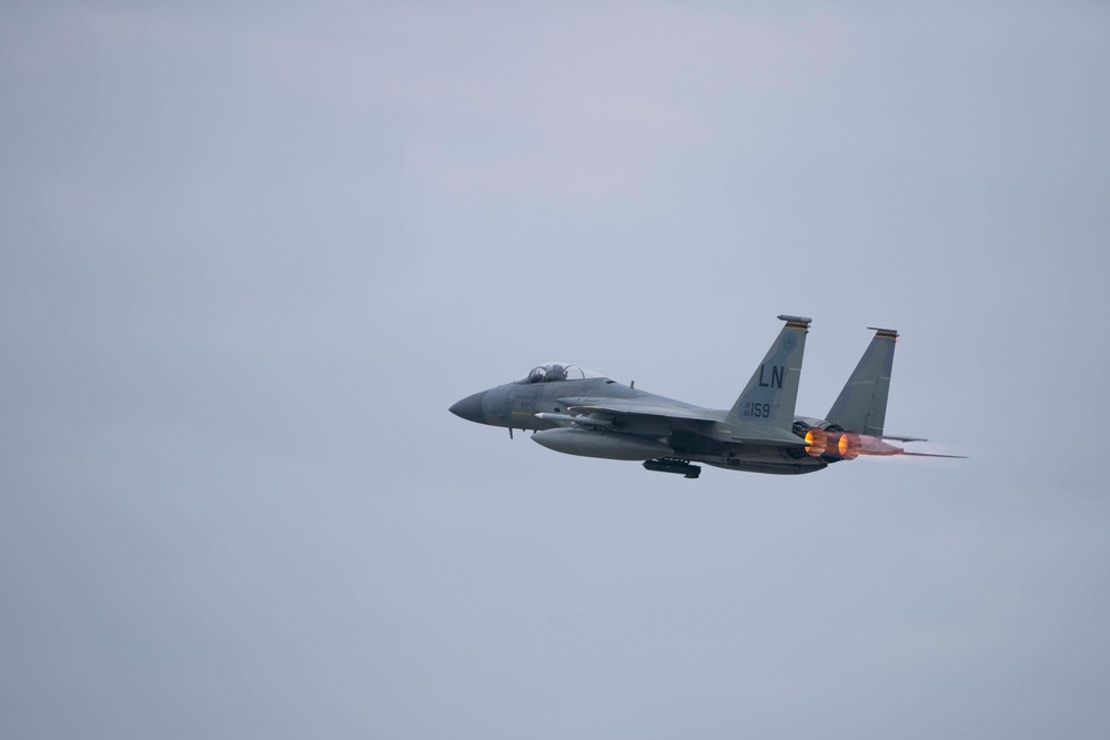 NATO Enhanced Air Policing Begins at Lask