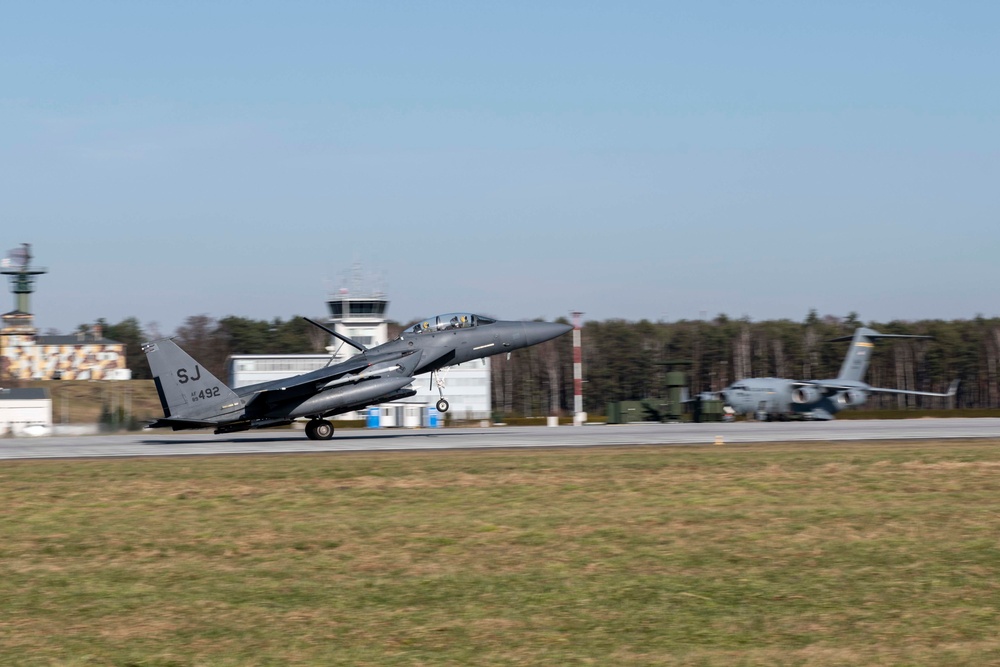 336th Strike Eagles Arrive In Poland