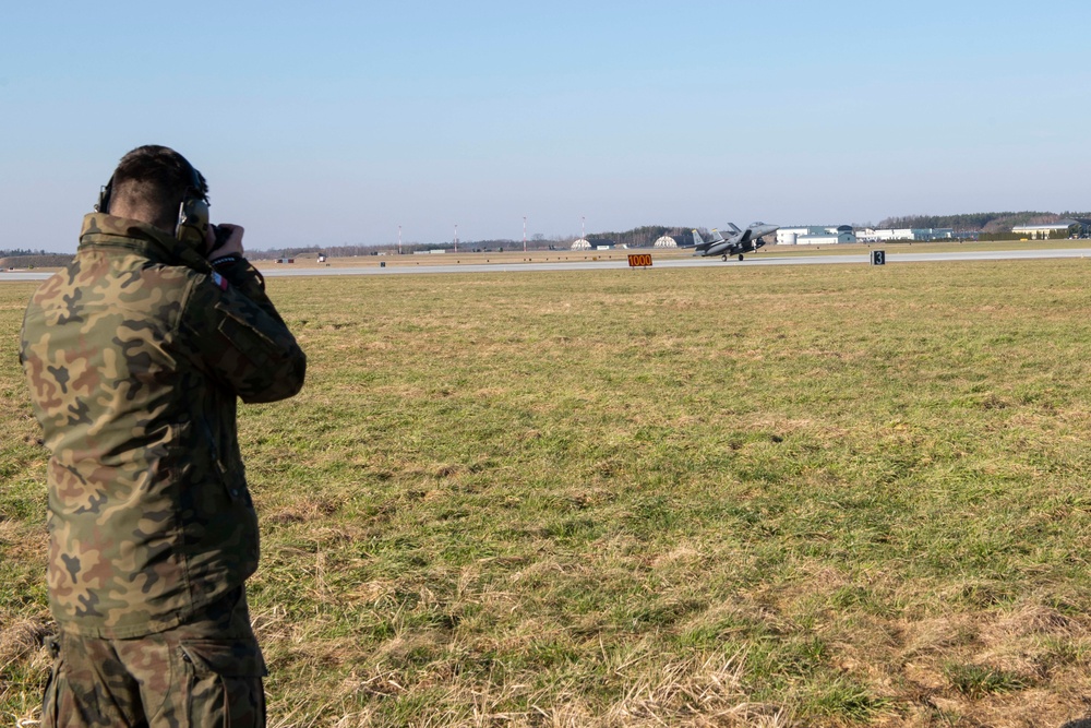 336th Strike Eagles Arrive In Poland