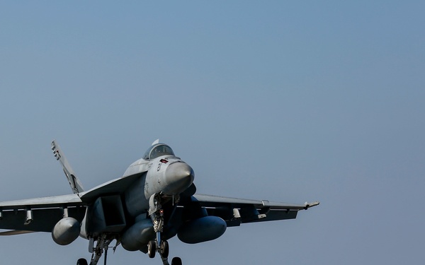 Abraham Lincoln conducts flight operations in support of exercise Jungle Warfare 2022