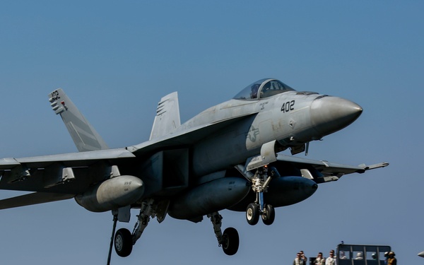 Abraham Lincoln conducts flight operations in support of exercise Jungle Warfare 2022