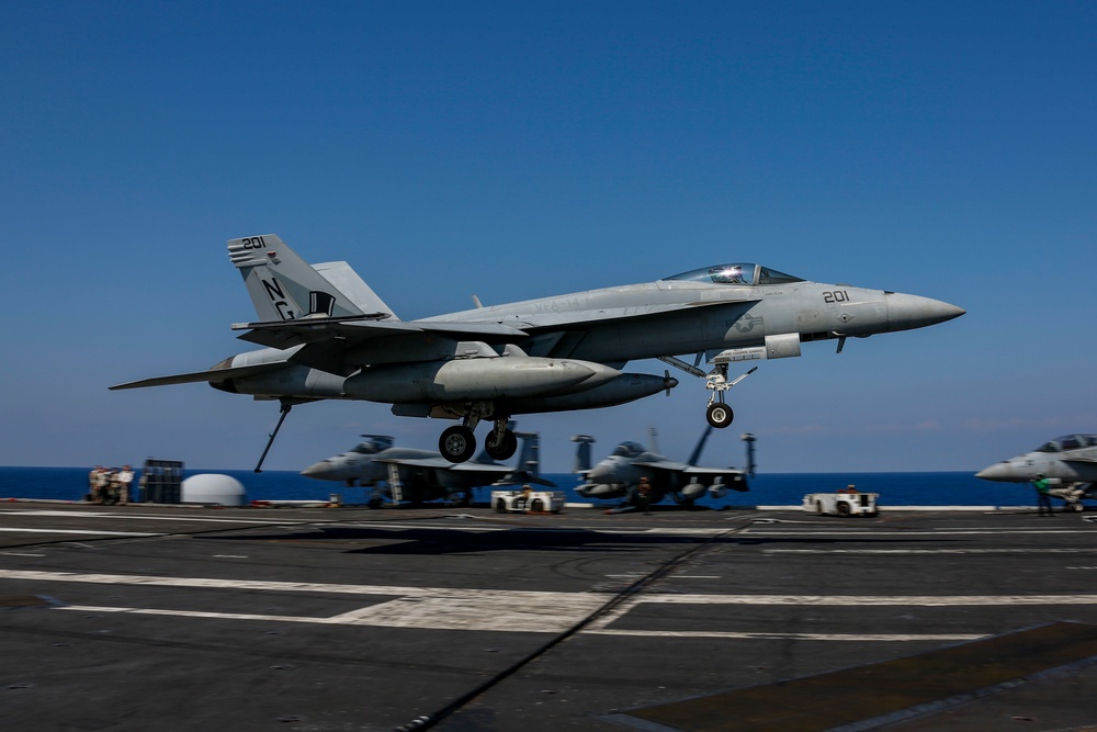 Abraham Lincoln conducts flight operations in support of exercise Jungle Warfare 2022