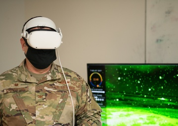 Distinguished Visitors tour Bold Quest 21