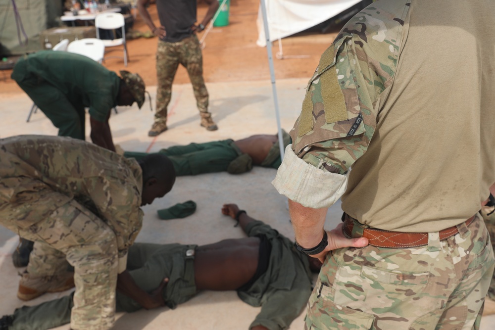 U.S and Côte d'Ivoire special forces conduct TCCC training