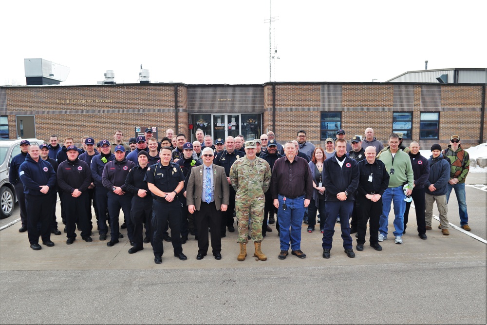 Fort McCoy Garrison leaders thank Directorate of Emergency Services team