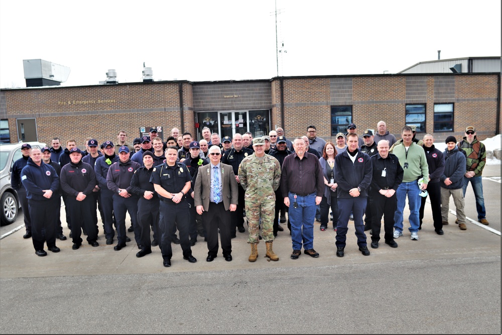 Fort McCoy Garrison leaders thank Directorate of Emergency Services team