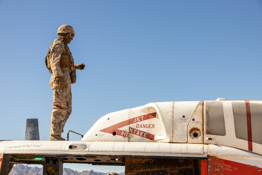 Winter Fury 22 -  External Lift of Decommissioned Aircraft