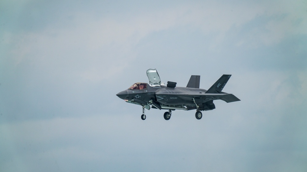 U.S. Military showcases airpower at the Singapore Airshow