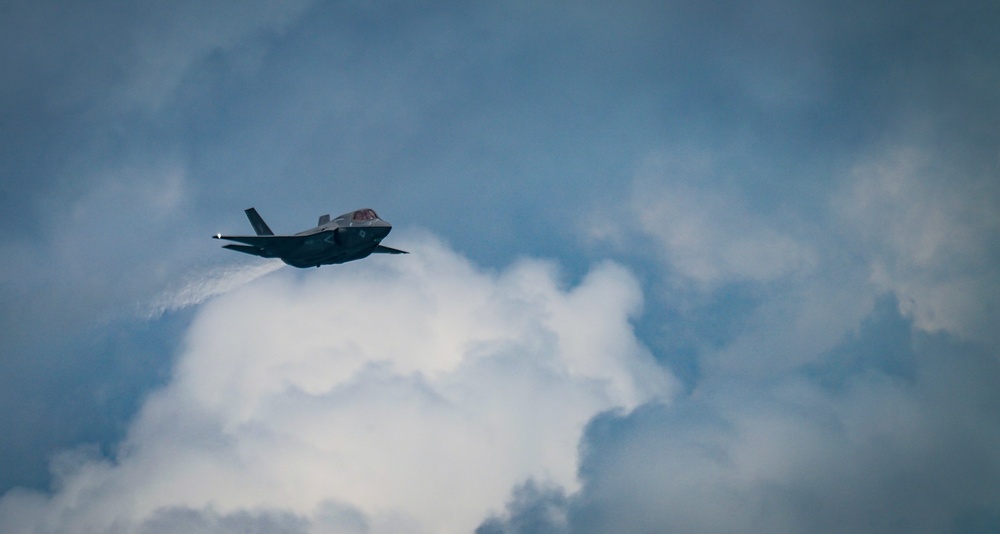 U.S. Military showcases airpower at the Singapore Airshow